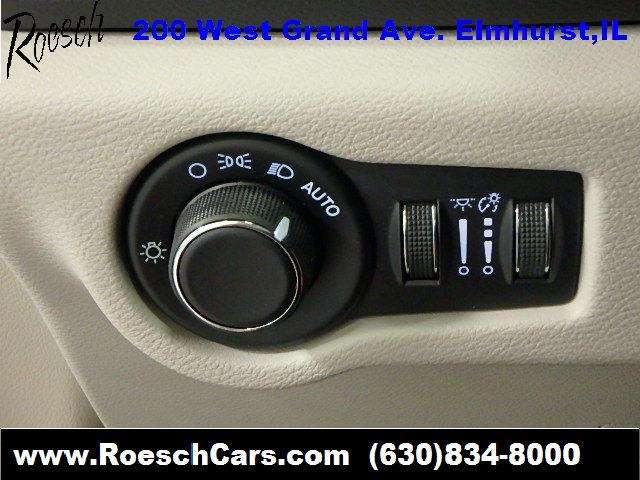 2017 Chrysler Pacifica Touring 4dr Mini-Van